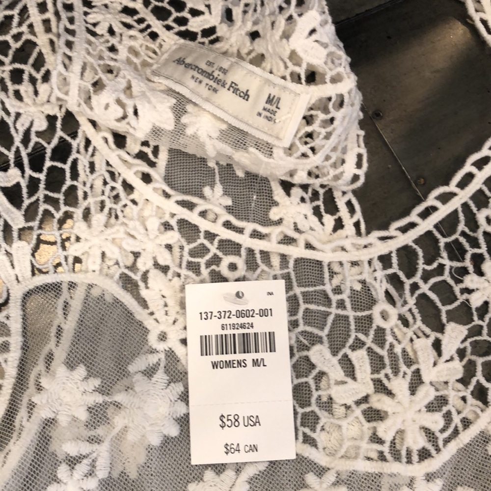 Abercrombie & Fitch Sheer Embroidered Top - Picture 10 of 10